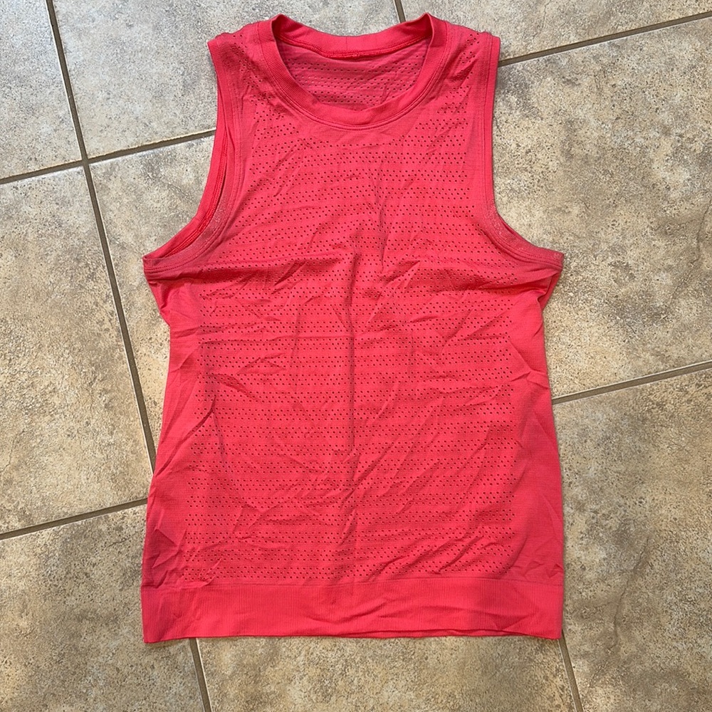 Lululemon Swiftly breeze tank